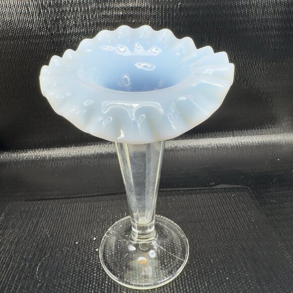 Antique Opalescent Glass Vase Vessel Clear White Ruffled Edges Glass Vase VTG - Picture 10 of 14